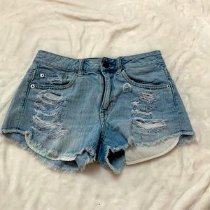 American eagle hi-rise festival light wash jean shorts